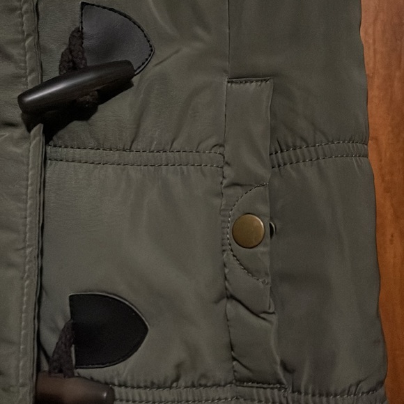 Maurice’s vest size medium. - Picture 3 of 8